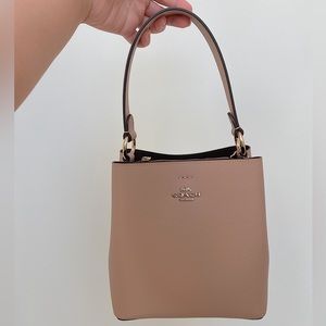 Coach bucket bag